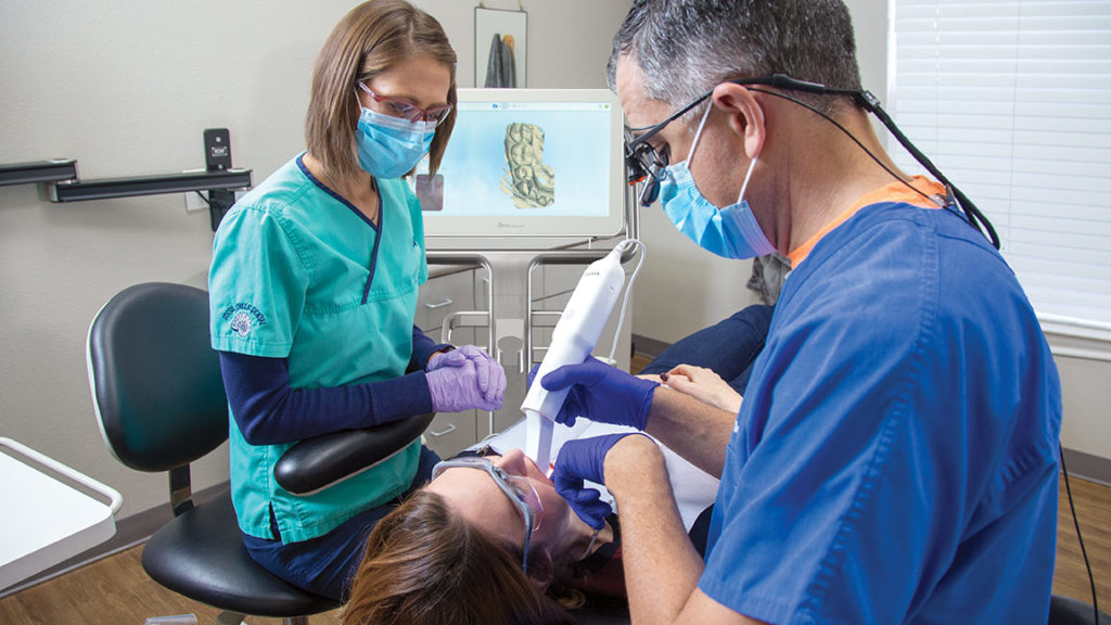Intraoral Scanner in Use